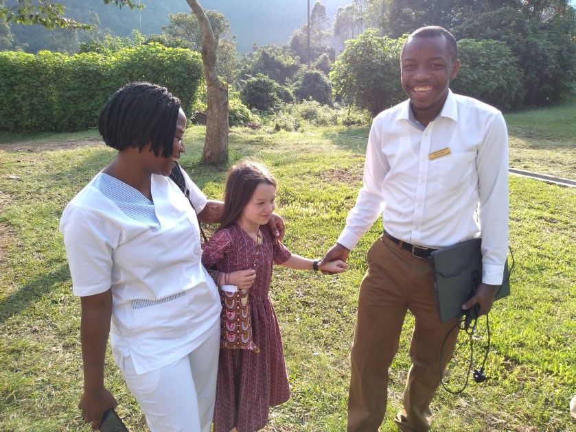 img_20190803_082500115_burst000_cover_top